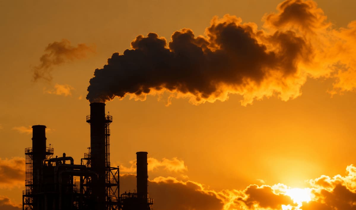 Environmental Justice and Air Pollution: The Data Behind Unequal Exposure