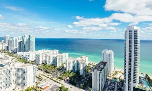 Top HVAC system repair service company in Hallandale Beach FL - View of a climate controlled Hallandale Beach air environment after the job is done.